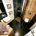 Apartament Mewa 42 & Parking Apartment *